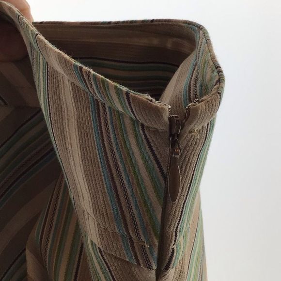 Ann Taylor Loft Pleated Tan Cream Chevron Skirt New With Out Tag Size 6 or 31 - Picture 6 of 7